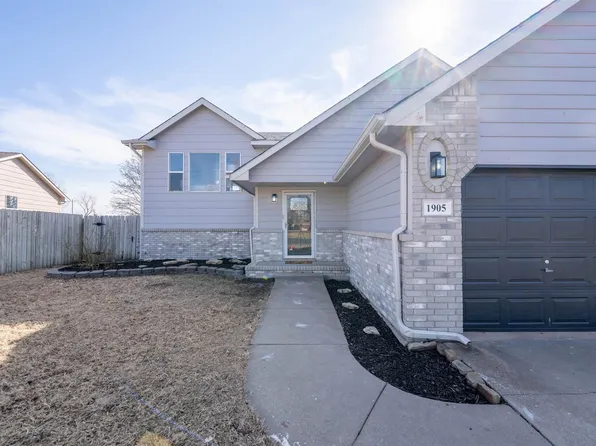 1905 Summerwood Ct, Goddard, KS 67052