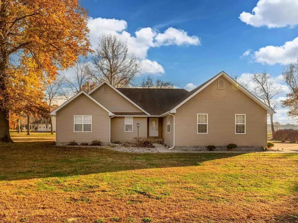 15951 Forcade Ln, Marion, IL 62959