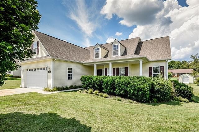1st image of 202 Lippard Springs Cir
