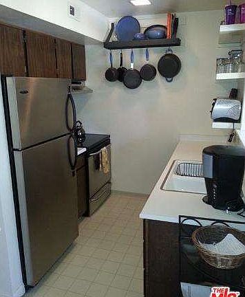 4th image of 5300 E Waverly Dr APT B8