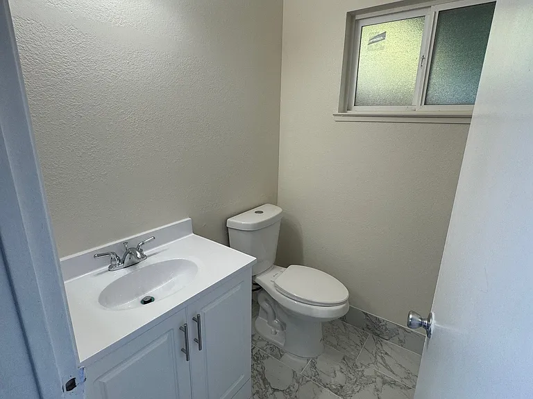 5844 Palm Ave — Photo 18