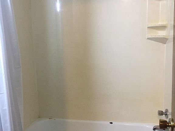 5th image of 3728 Cliffside Dr NE APT 3