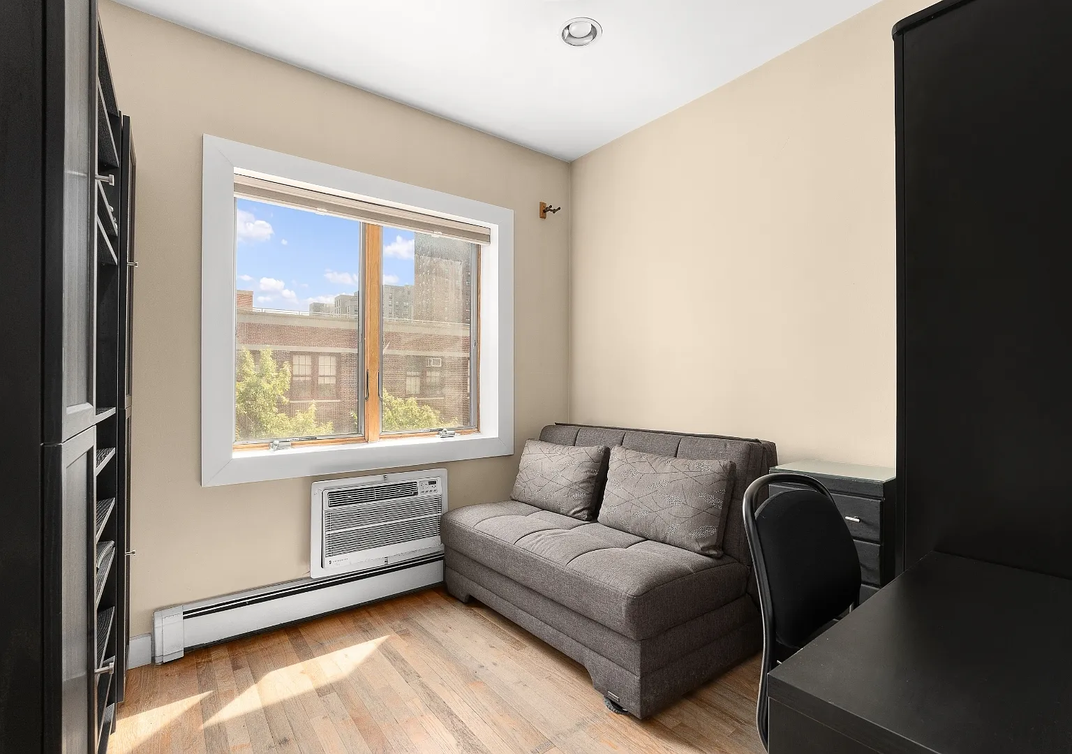 1630 Madison Avenue — Photo 4
