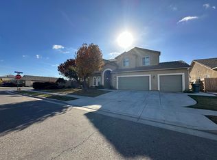 1999 Alexander Ave, Tulare, CA