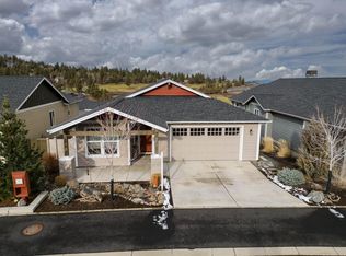 2616 NW Compass Corner Loop, Bend, OR 97703