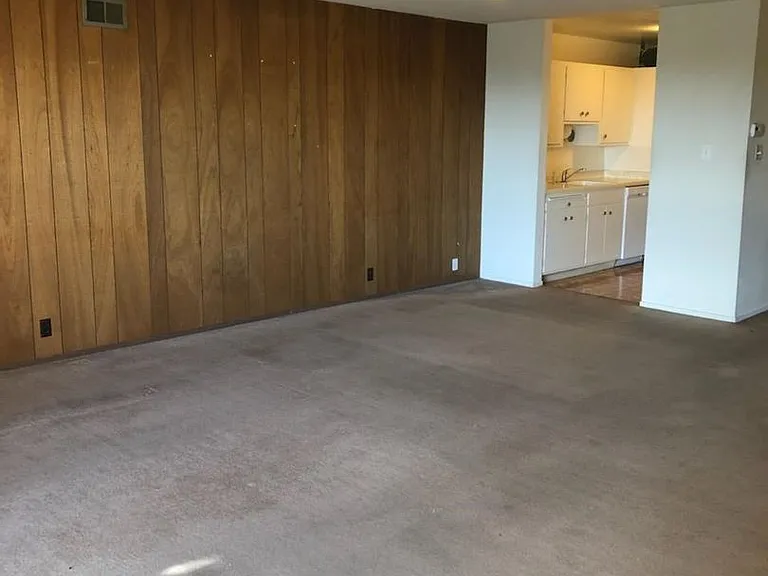 1550 Walnut St #10 — Photo 9