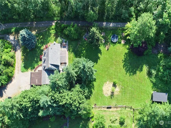 27116 Entwhistle Road E, Buckley, WA 98321