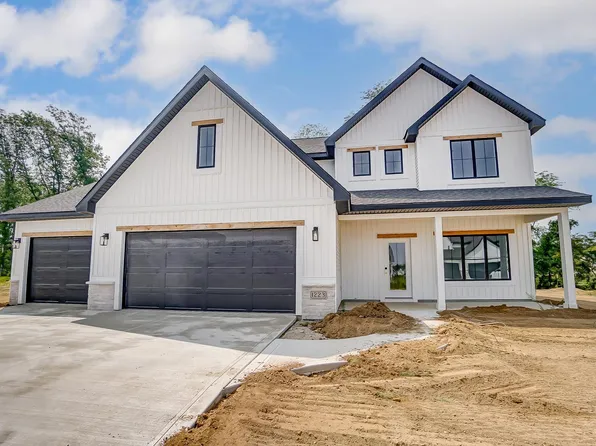 1223 Switchfoot Dr, Huntertown, IN 46748