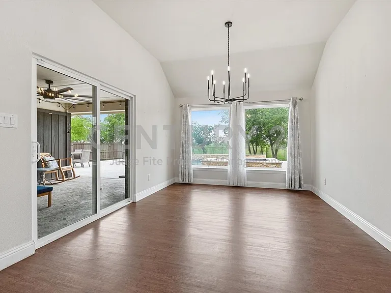 5013 Diamond Dr — Photo 20