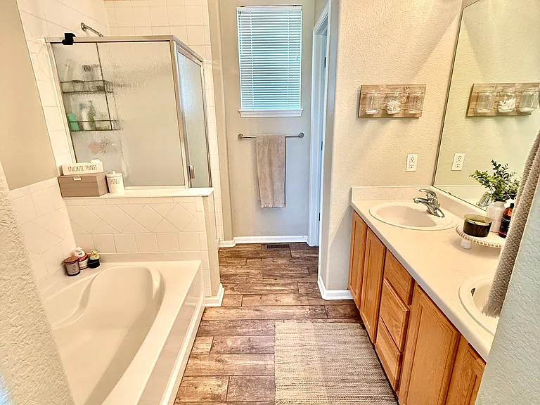 Primary bath