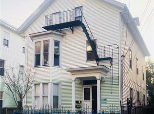 89 America St, Providence, RI 02903