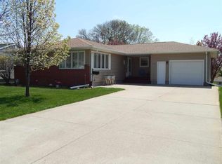 1325 Verges Ave, Norfolk, NE 68701