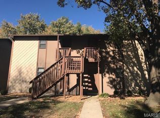84 Peachtree Ln, Fairview Heights, IL 62208
