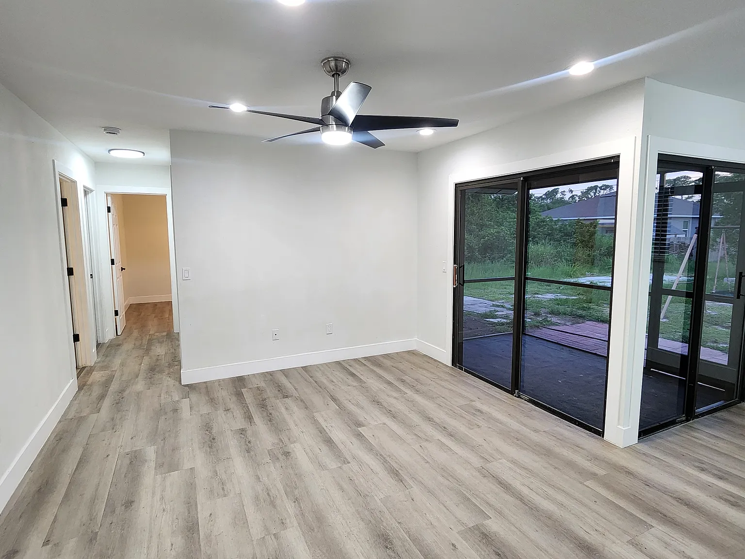 3 bed, 1413 sqft, $1,875 — Photo 3