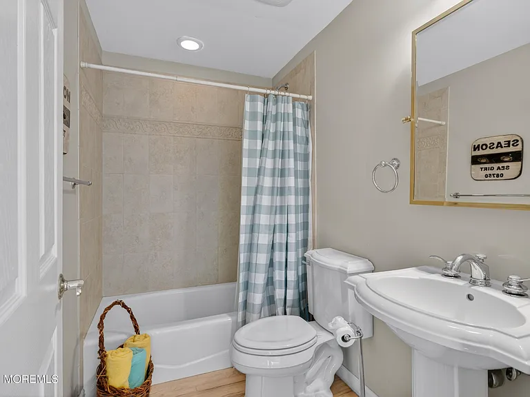 303 Bell Pl — Photo 16
