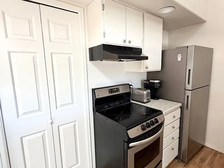 28 Pineridge Ct — Photo 7