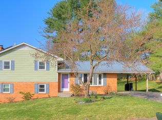 535 Reading Rd, Christiansburg, VA 24073