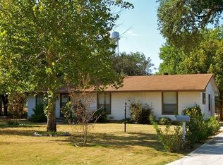 15155 Magnolia St, Lytle, TX 78052