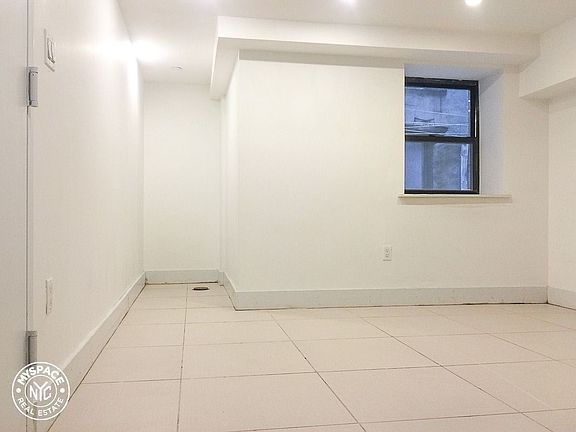 4th image of 469 Park Pl #3GT