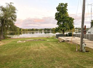 1210 White Lake Rd, Pleasant Lake, MI 49272