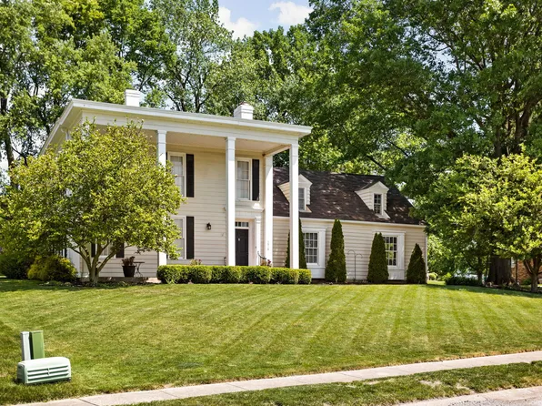 7516 Chestnut Hills Dr, Indianapolis, IN 46278