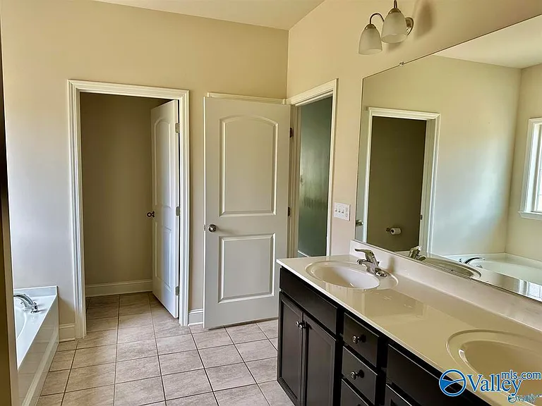 127 Melbridge Dr — Photo 11