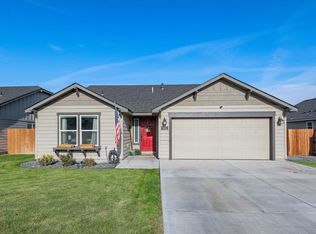 5811 Wallowa Ln, Pasco, WA 99301