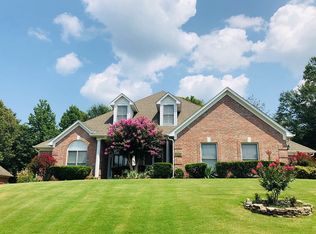 4296 Wind Tree Dr, Memphis, TN 38135