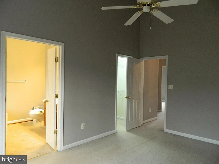 7574 Great Swan Ct — Photo 11