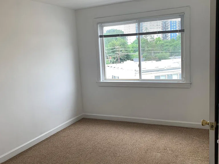 721 Brandywine St SE #104 — Photo 7