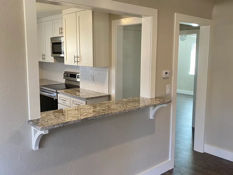 3224 Ash St — Photo 7
