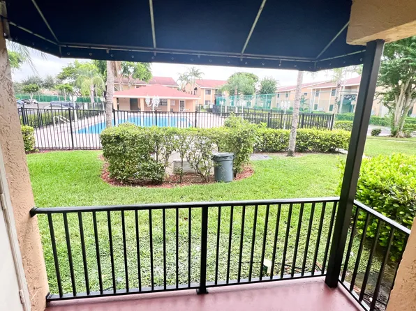 6061 N 10th Avenue #144, Greenacres, FL 33463