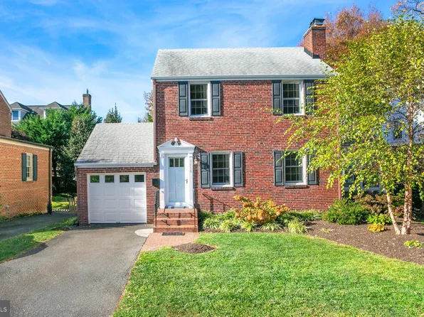 1110 N Inglewood St, Arlington, VA 22205