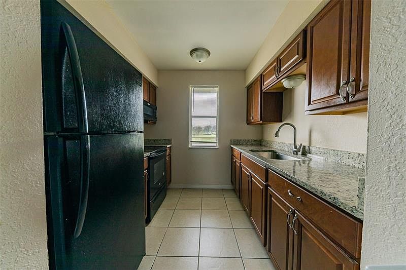 2200 Clover Ridge Ct Eagle Lake Fl 2100 Clover Ridge Ct Eagle Lake