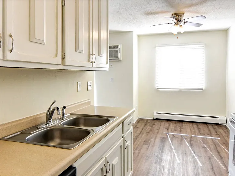 Victoria Flats Roseville — Photo 42