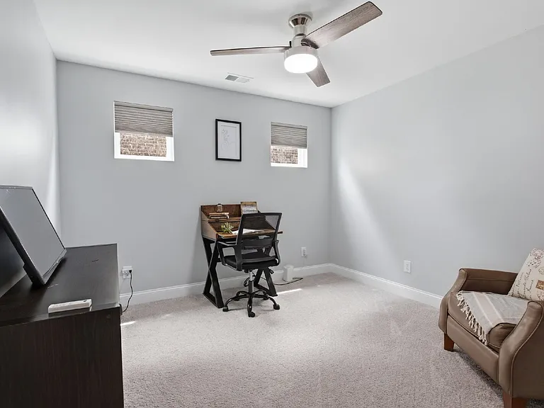 313 Cloverbrook Way — Photo 22