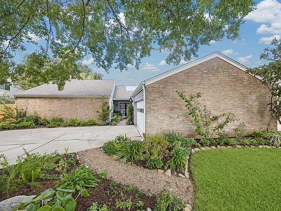 2nd image of 11402 Overbrook Ln
