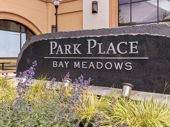 2nd image of 1000 Park Pl APT H