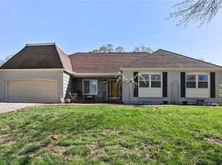 12503 Askew St, Grandview, MO 64030