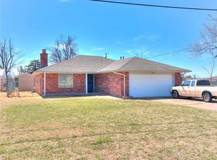 5400 SE 4th St, Del City, OK 73115
