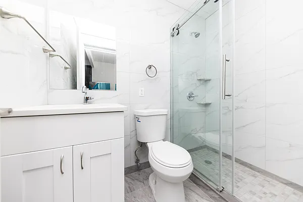 Rented by Oxford Property Group | media 9