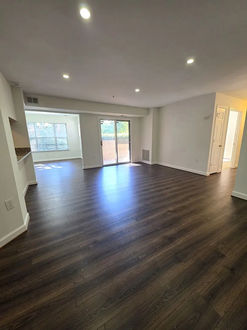 Comfort, Space & Convenience Welcome Home to Brinkley Overlook! — Photo 4