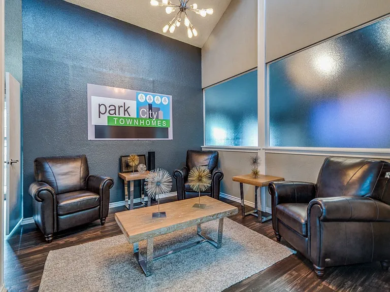 Park City Townhomes — Photo 9