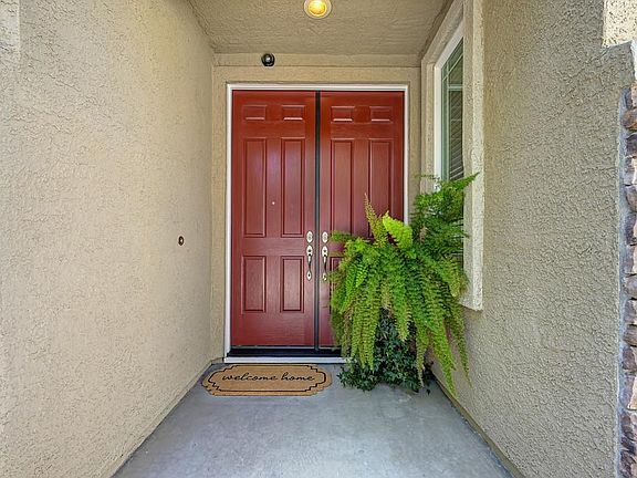 4th image of 897 Palmer Cir