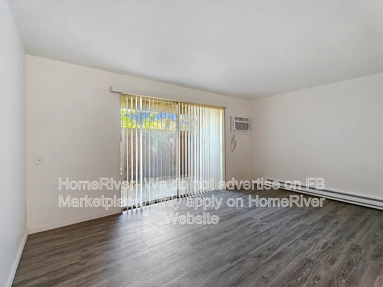3211 S Regal St #5 — Photo 5