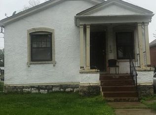 13 Blakemore Pl, Saint Louis, MO 63121