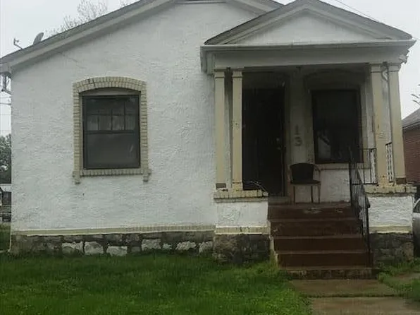 13 Blakemore Pl, Saint Louis, MO 63121