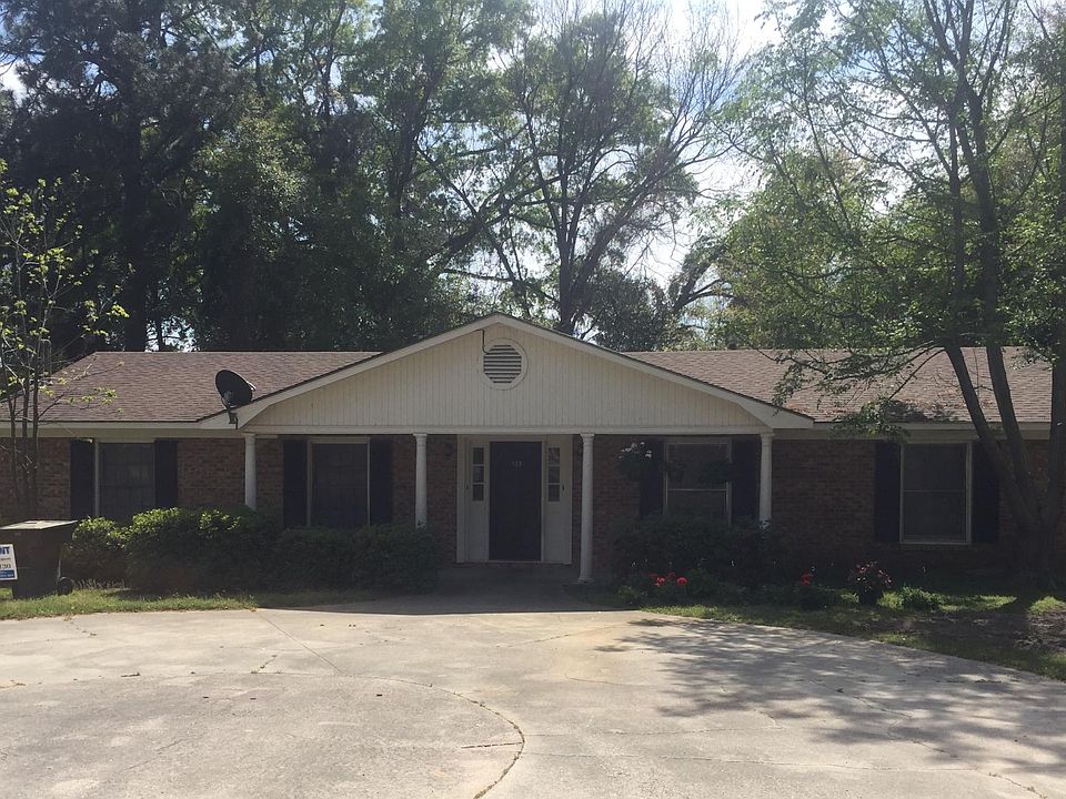 1st image of 135 Gentilly Dr #B