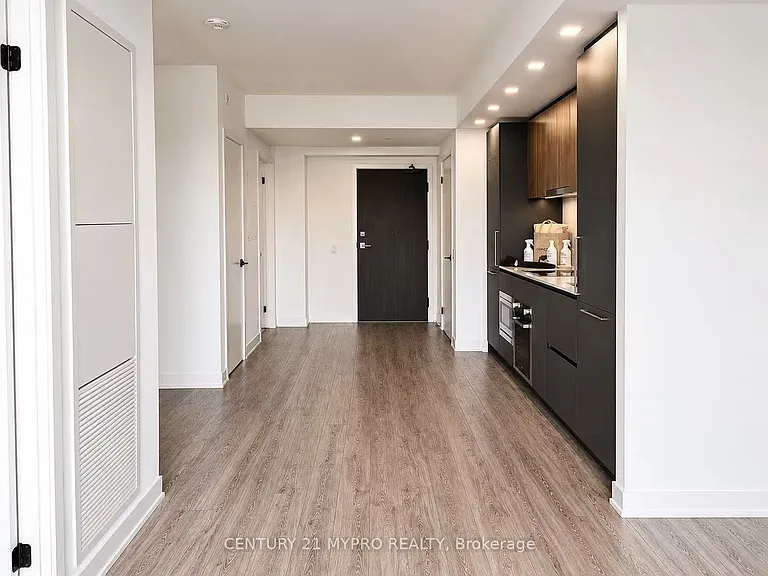 609 Sherbourne St #3105 — Photo 6