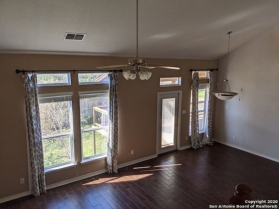 3rd image of 21414 La Pena Dr